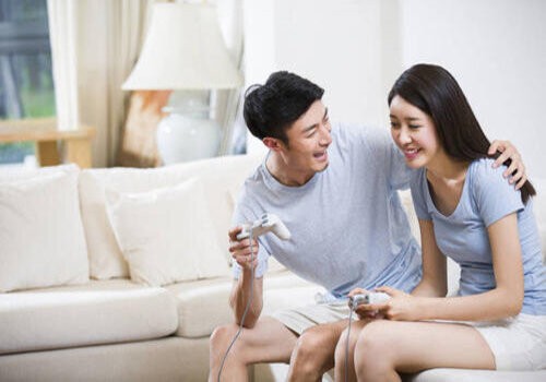 成都婚外情取证：夫妻双方要离婚,可以把房子过户给未成年子女吗